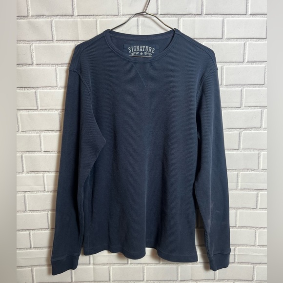 Signature Levi’s Strauss Men's Navy Blue thermal long sleeve Shirt/size L - Picture 1 of 6